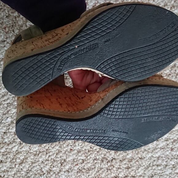 Stuart Weitzman Minky Wedge Sandal - Olive green size 6.5 - Picture 12 of 12